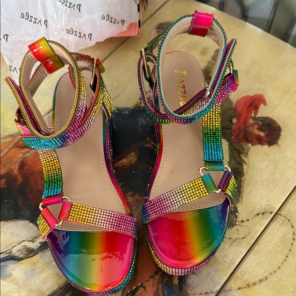Colorful Strappy Sandals - Picture 1 of 6